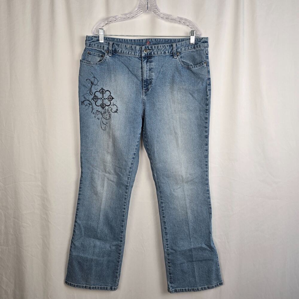 Style & Co Boot Cut Jeans Women's 18 Blue Light Wash Embroidered Cotton Blend
